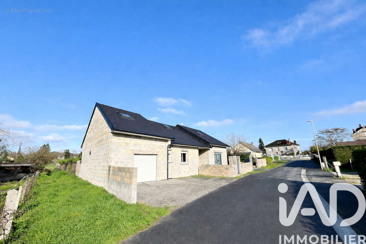 Photo 2 - Maison à CUBLAC