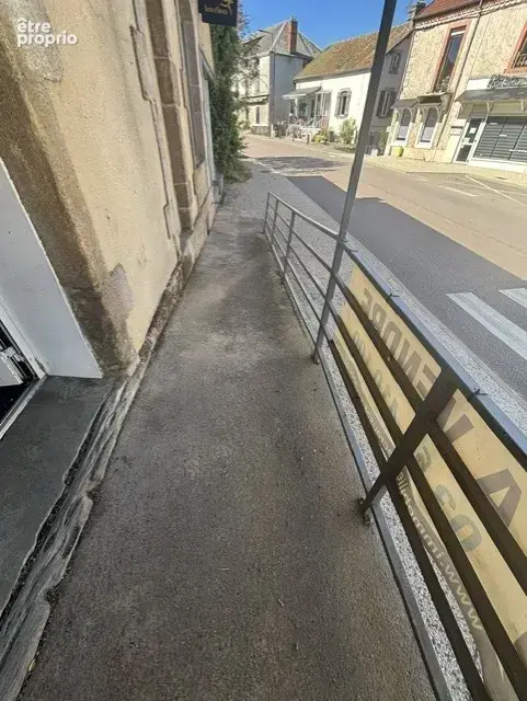 EXCLUSIVITE à ETANG SUR ARROUX, immeuble à usage professionnel en centre bourg à rénover. - photo 12