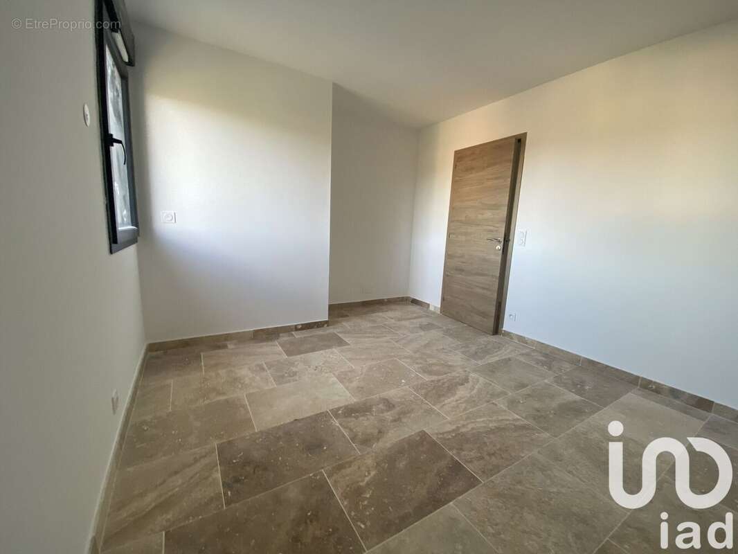 Photo 5 - Maison à SAINTE-CECILE-LES-VIGNES