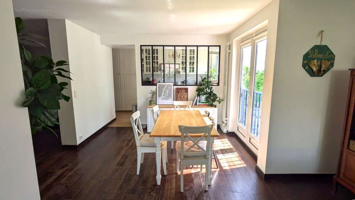 Appartement à LOUVECIENNES