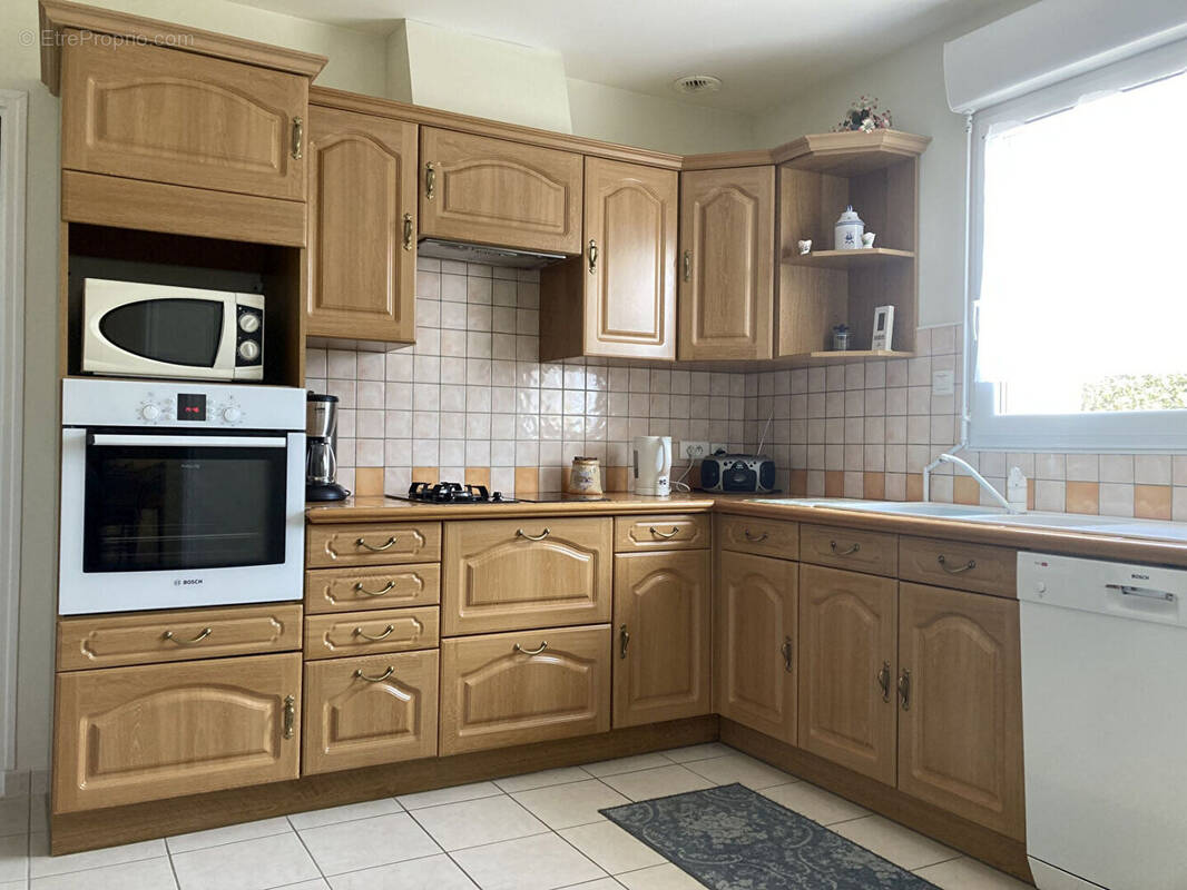 Maison à DONVILLE-LES-BAINS