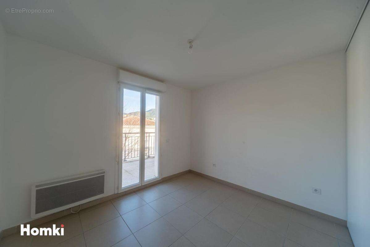 Appartement à BORMES-LES-MIMOSAS