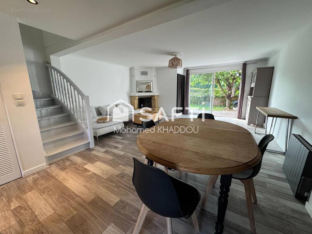 Photo 1 - Maison à CARRIERES-SOUS-POISSY