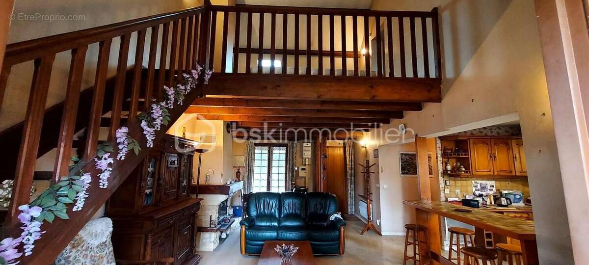 Maison à PONTAULT-COMBAULT