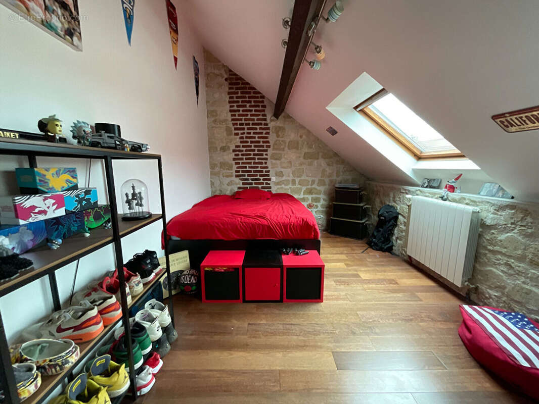 Maison à MAURECOURT