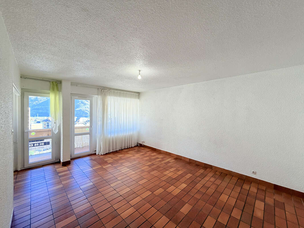 Appartement à SAINT-JEAN-DE-MAURIENNE