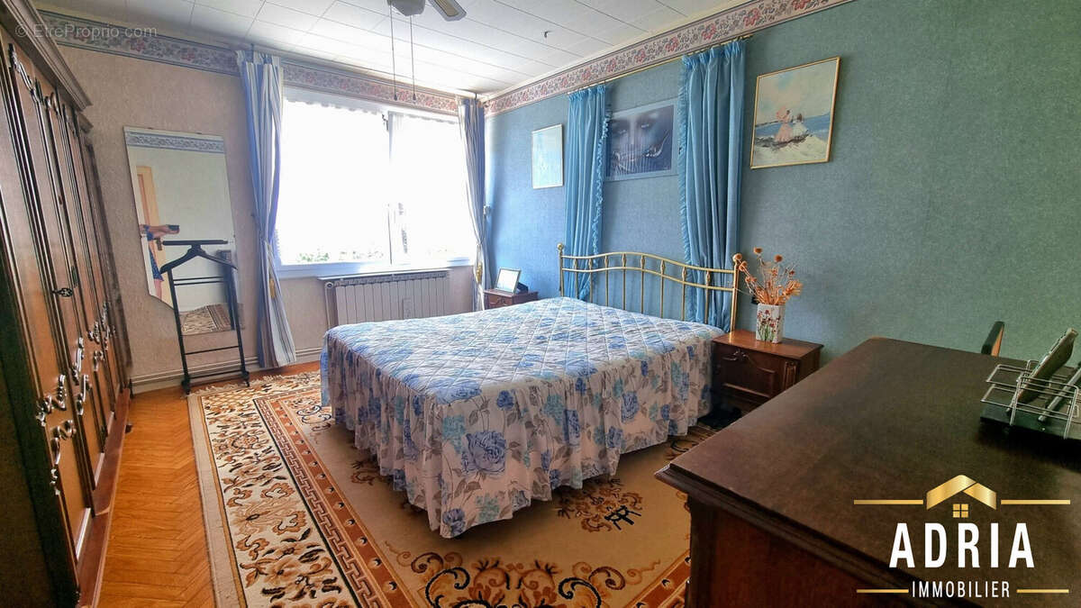 Chambre 1 actuelle  - Maison à MAIZIERES-LES-METZ