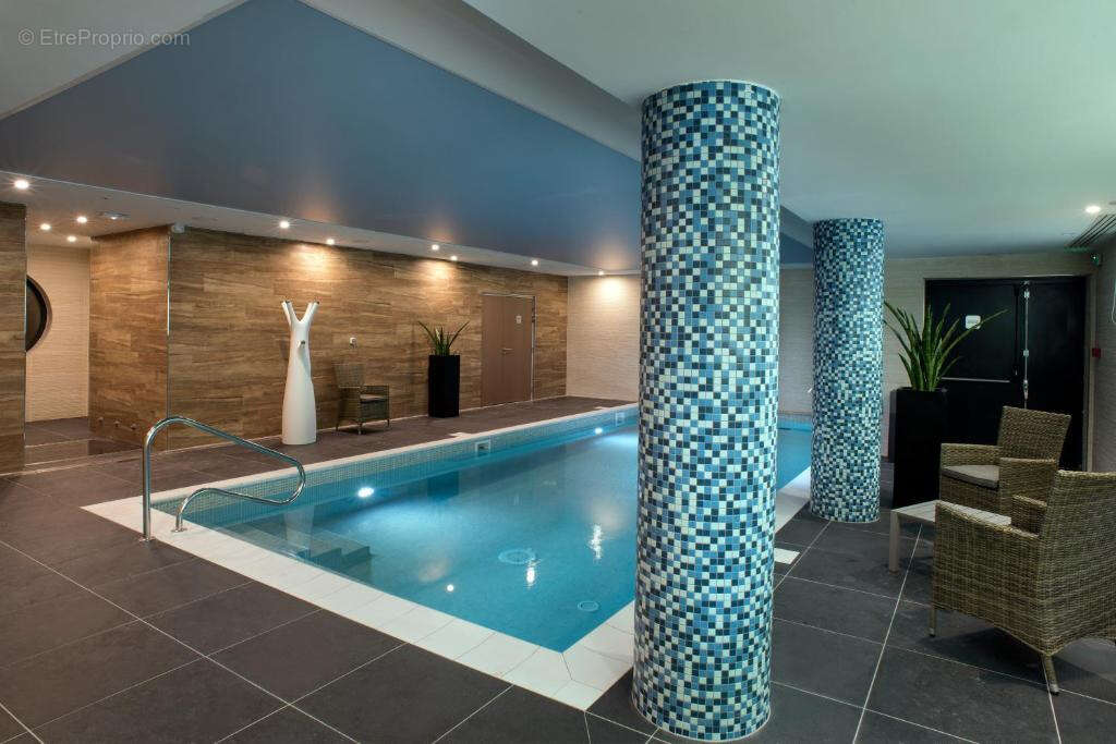 Appartement 44 m² à Saint-Raphael  - photo 2
