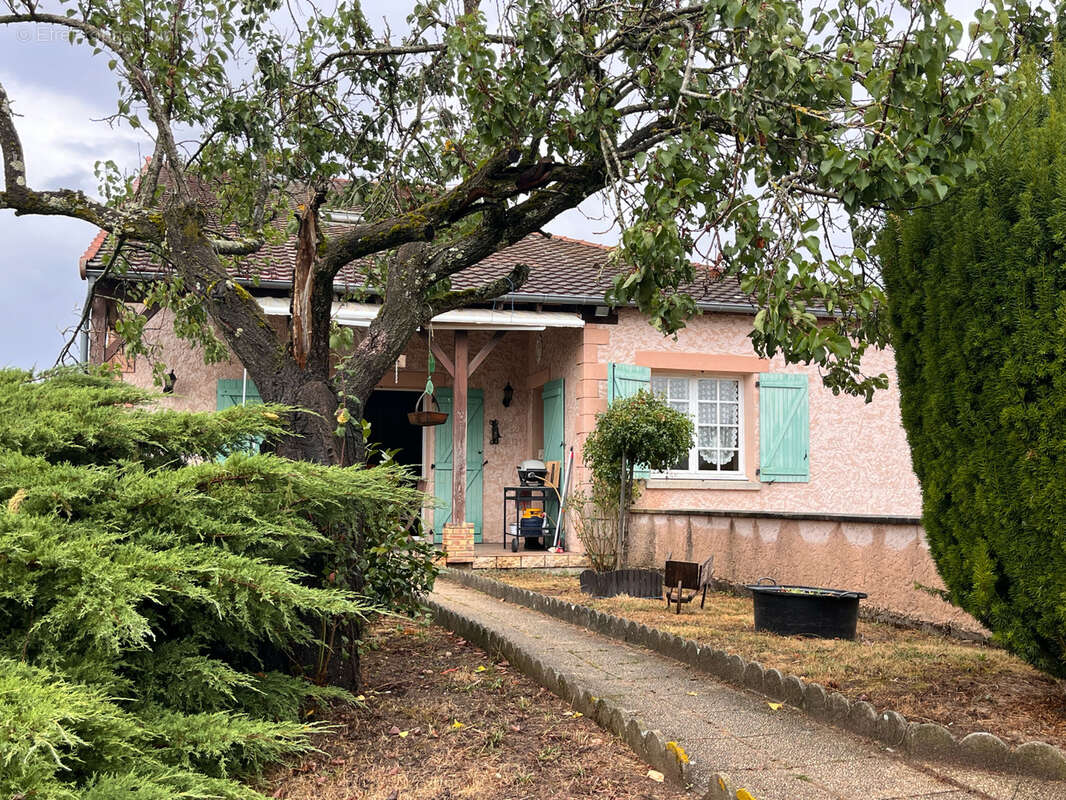 Maison à CHEZY