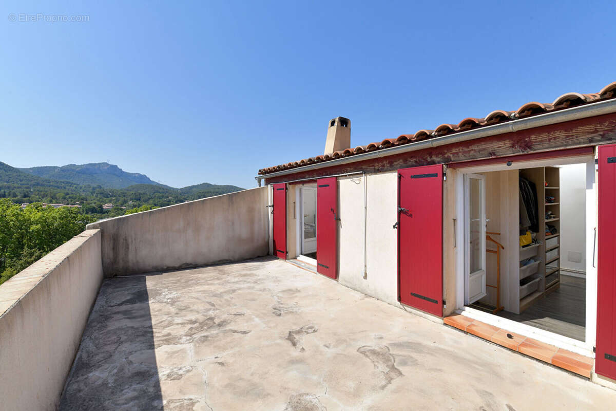Maison à AURIOL