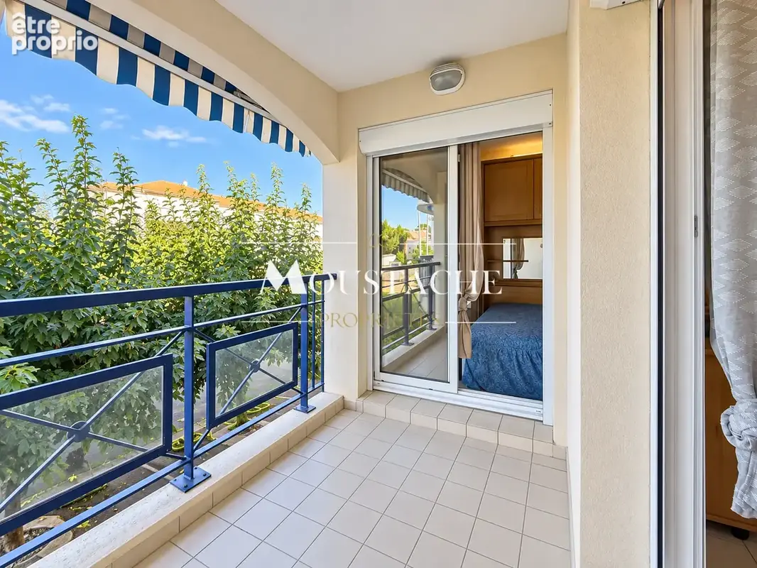 Appartement de standing avec piscine - 150m plage de royan pontaillac - - photo 2
