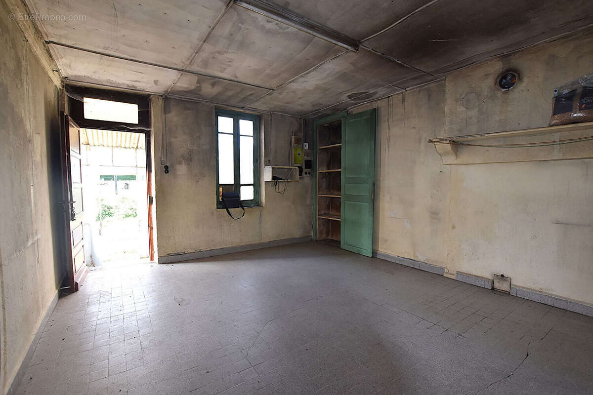 Maison à VARENNES-SUR-ALLIER