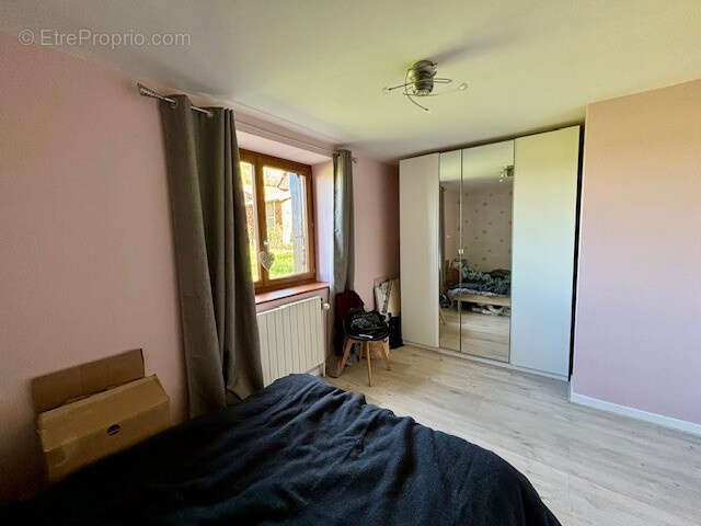 Maison à SAINT-FORGEUX