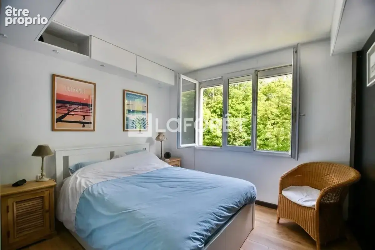 Appartement 4 pièces - 80 m² - Paisible et Traversant- Domaine recherché - photo 8