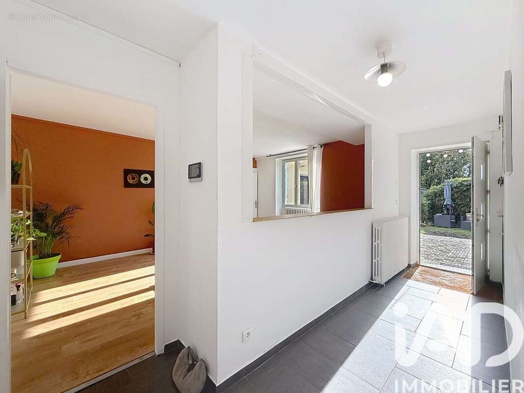Photo 3 - Appartement à ECULLY