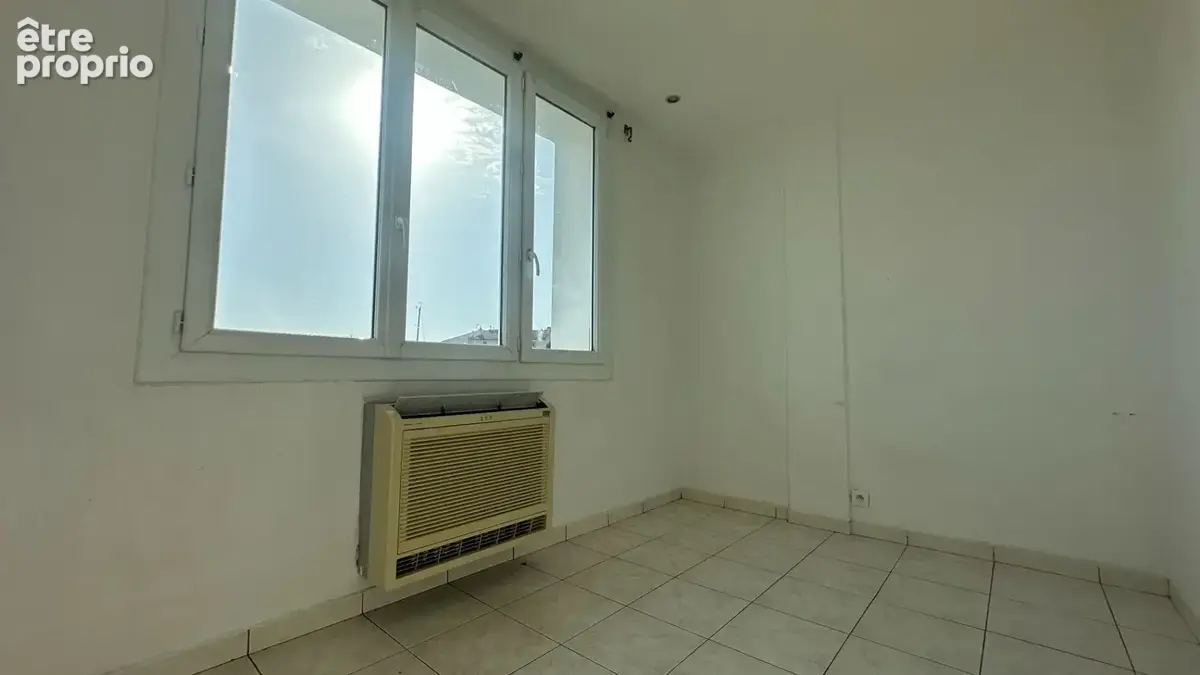 Appartement La Seyne Sur Mer 3 pièce(s) - photo 8