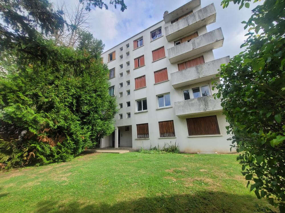 Appartement à VILLIERS-LE-BEL