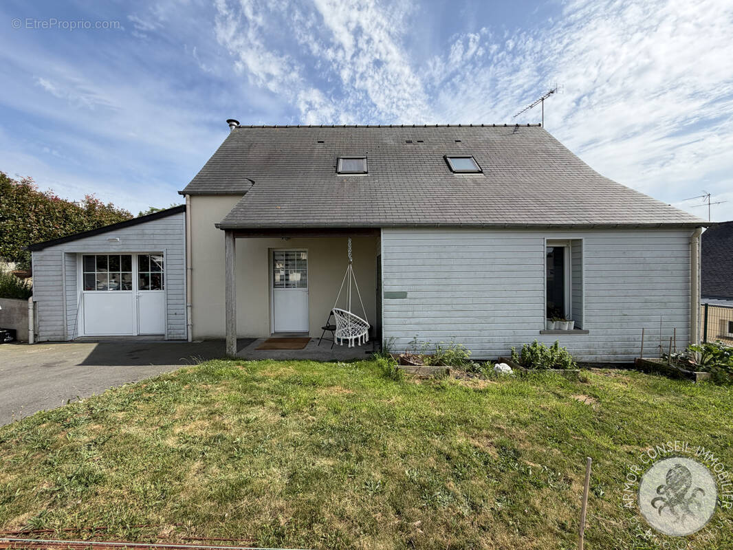 Maison à CREHEN