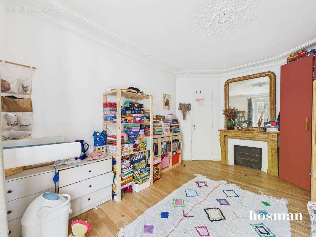 Appartement à PARIS-10E