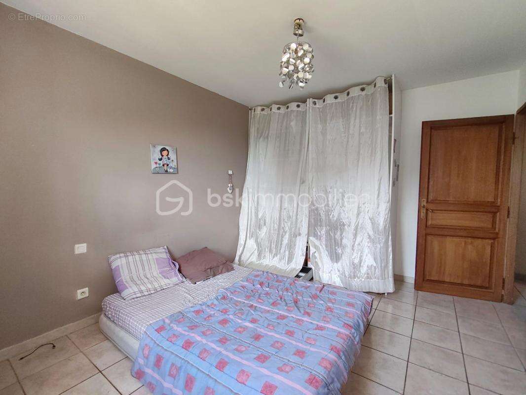 Maison à MIRAMAS