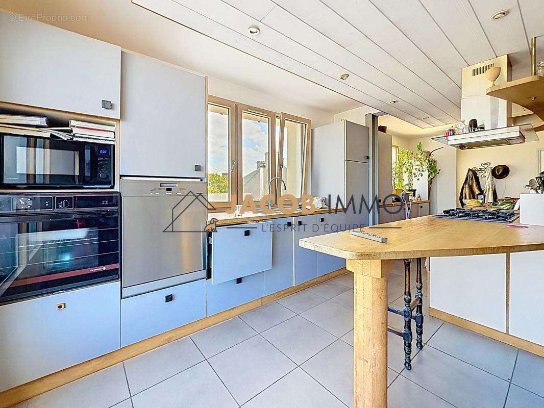 Maison-Appartement lumineuse avec rooftop, jardin et vue dégagée sur Saint-Renan - photo 3