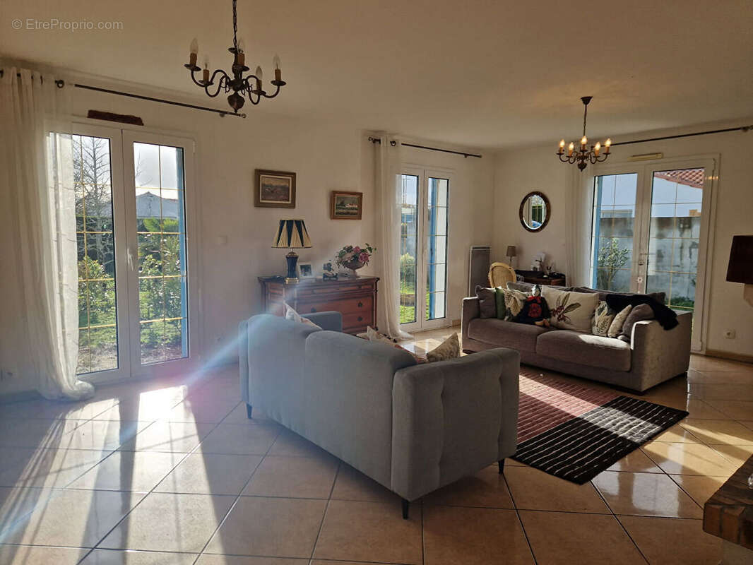 Maison à SALLERTAINE