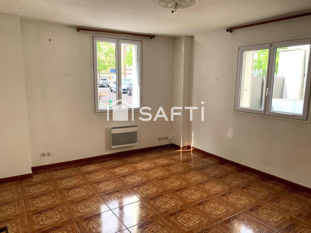 Photo 9 - Appartement à MONTEREAU-FAULT-YONNE