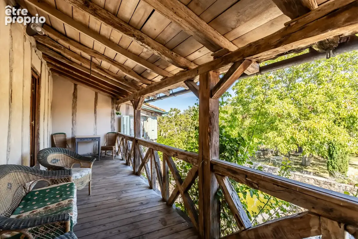 Maison de village avec piscine et jardin - photo 7