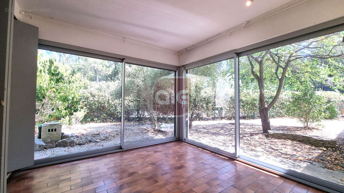 Vente villa 8 pieces saint clement de riviere - photo 14