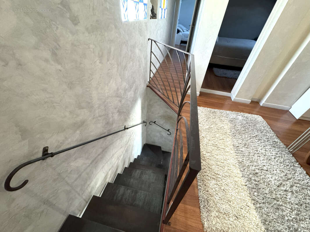 Appartement à SAINT-CYR-SUR-MER