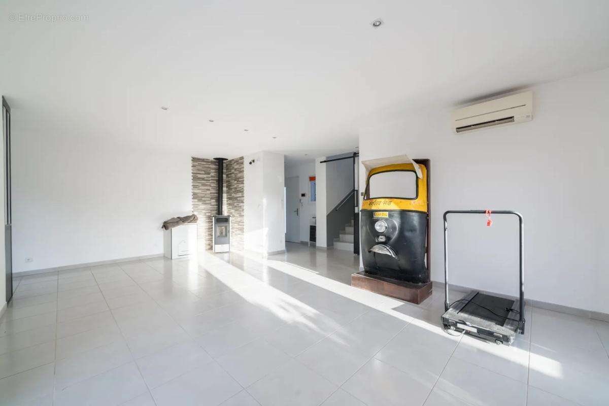Maison moderne 4 pièces avec piscine à Agde - photo 7