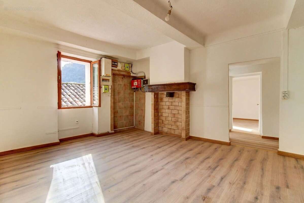 Collongues//Maison de Village//3 Pièces 62 M² - photo 10