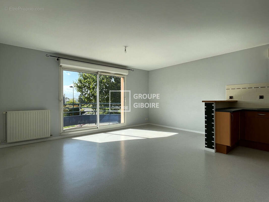 Appartement à CHAVAGNE