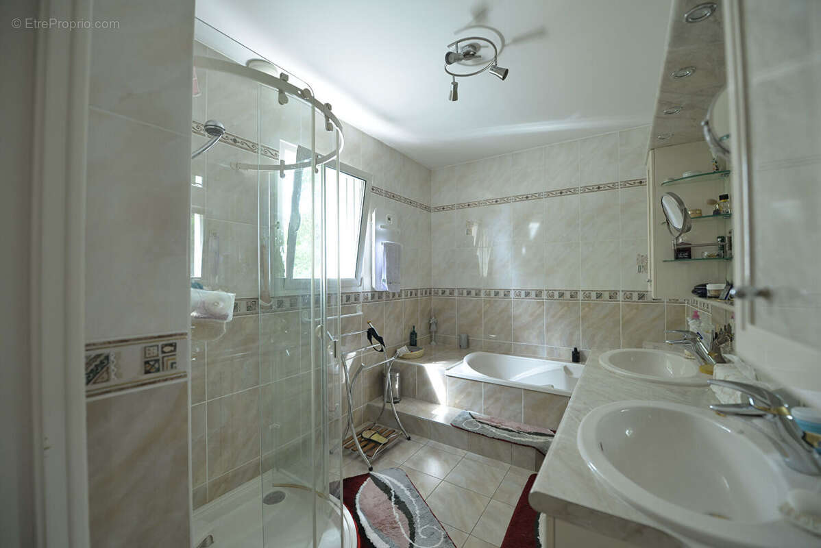 Maison à MURS-ERIGNE