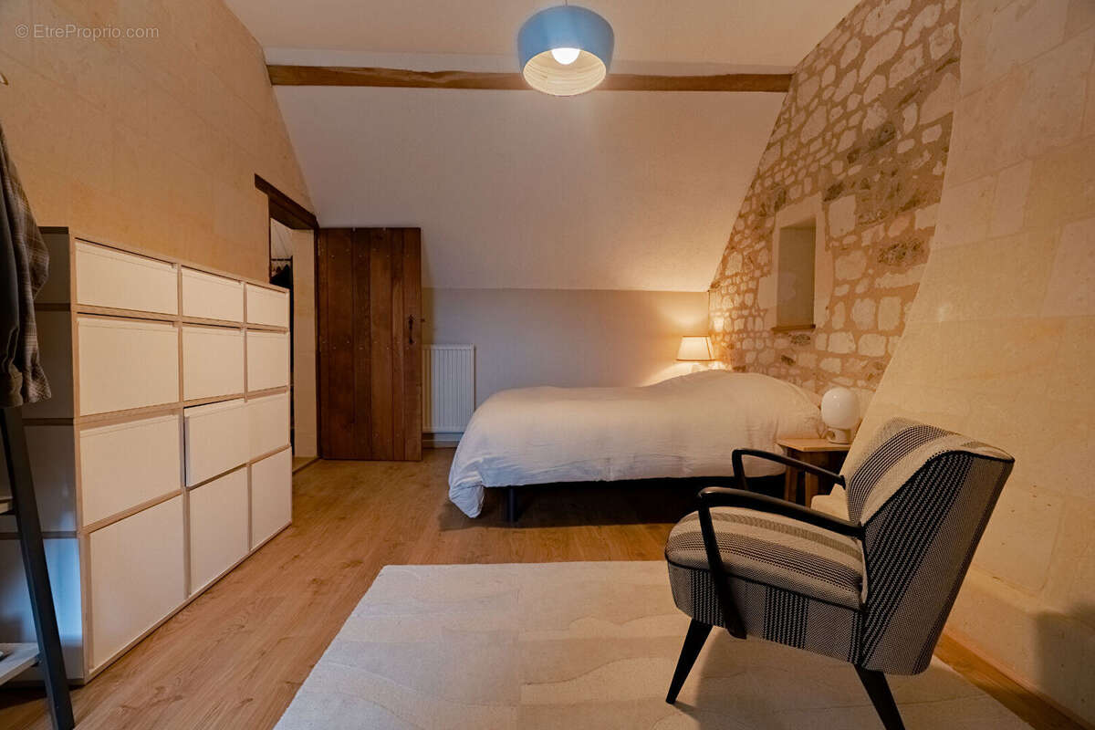 Maison à BRISSAC-QUINCE