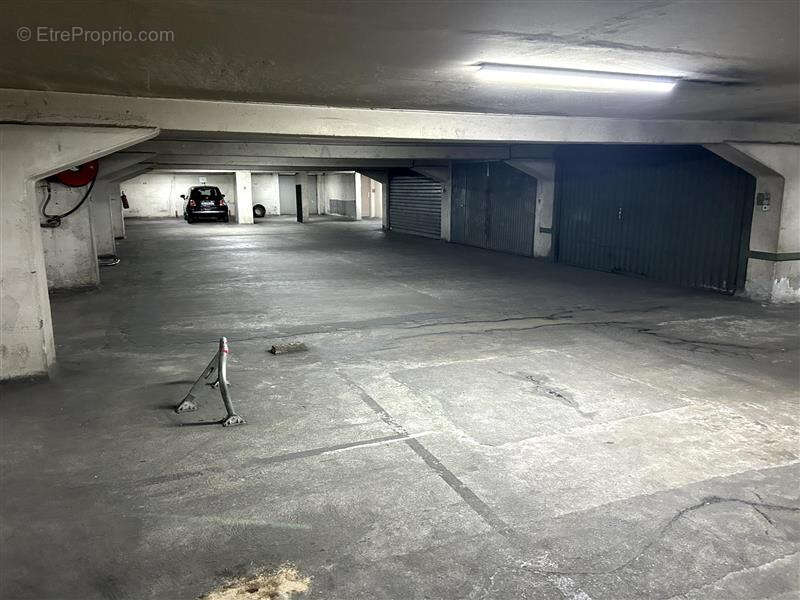 Parking à NICE