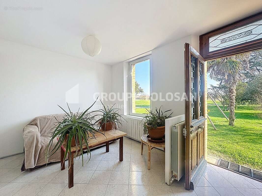 Maison à SAINT-SULPICE