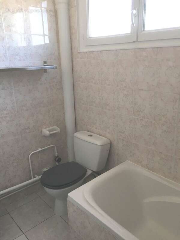 Appartement à AUBERVILLIERS