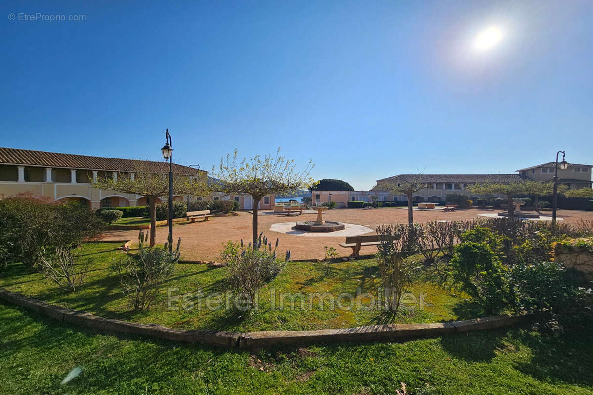 Appartement à SAINT-RAPHAEL