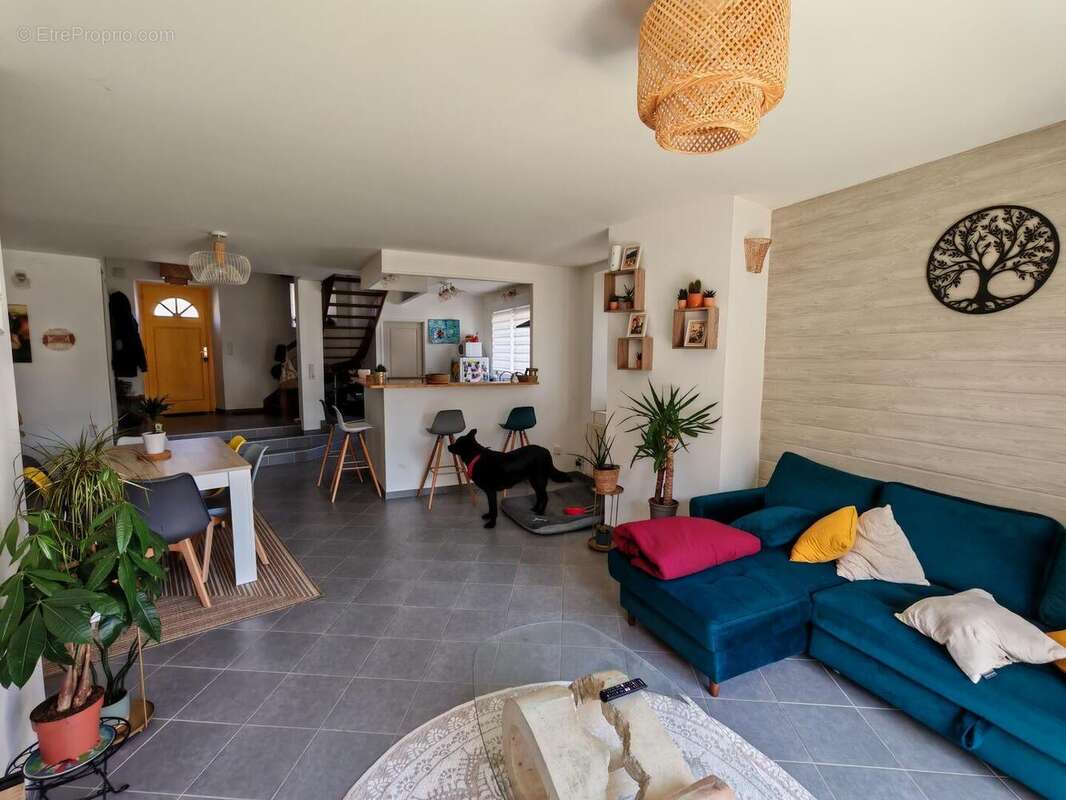 Salon - Maison à HAUTEFORT