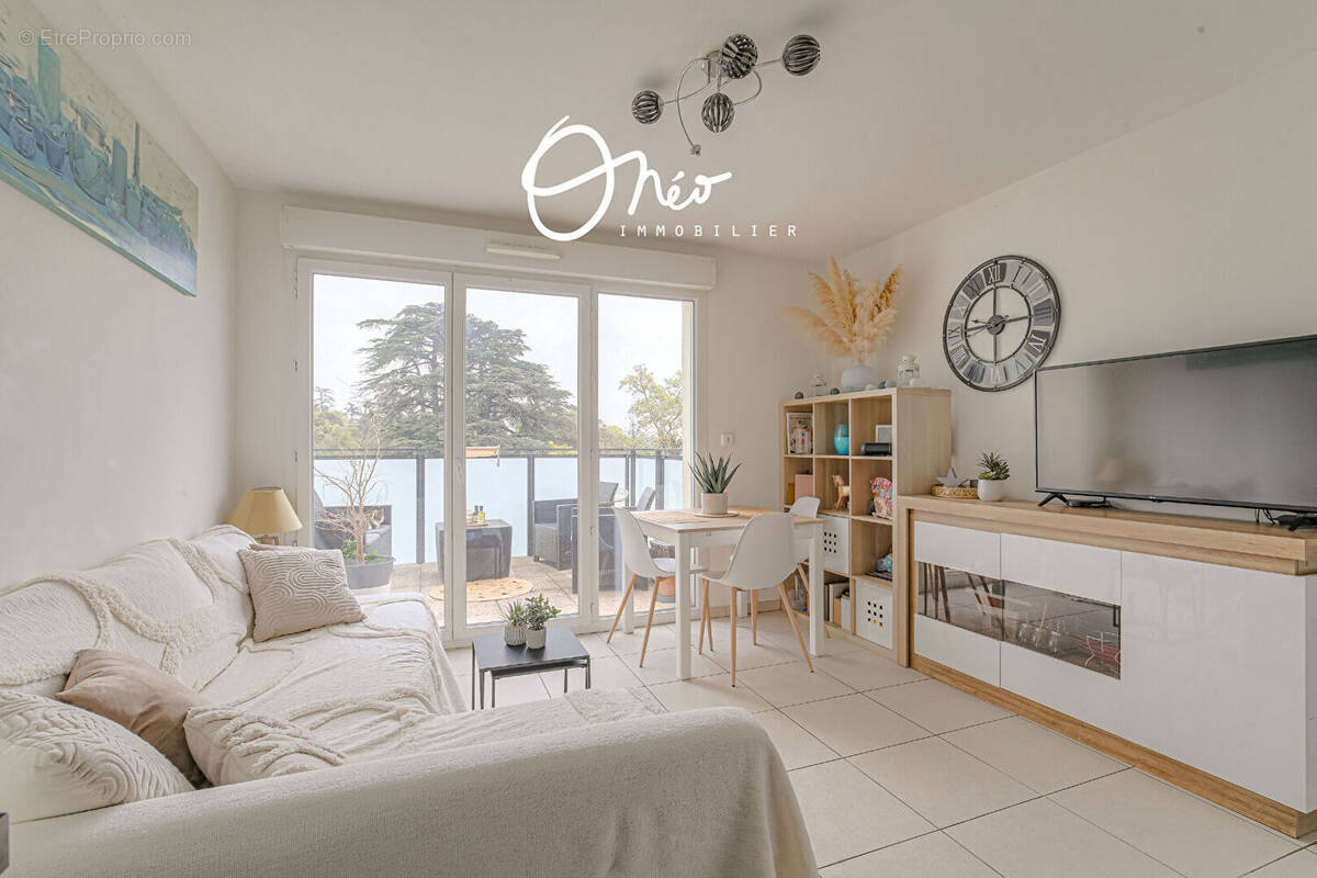 Appartement à VERNAISON