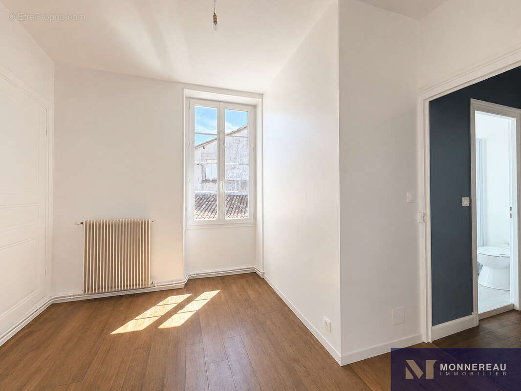 Maison de ville avec garage - photo 11
