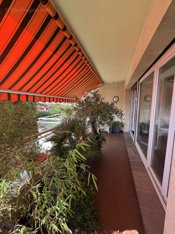 Appartement à SAINT-MAUR-DES-FOSSES