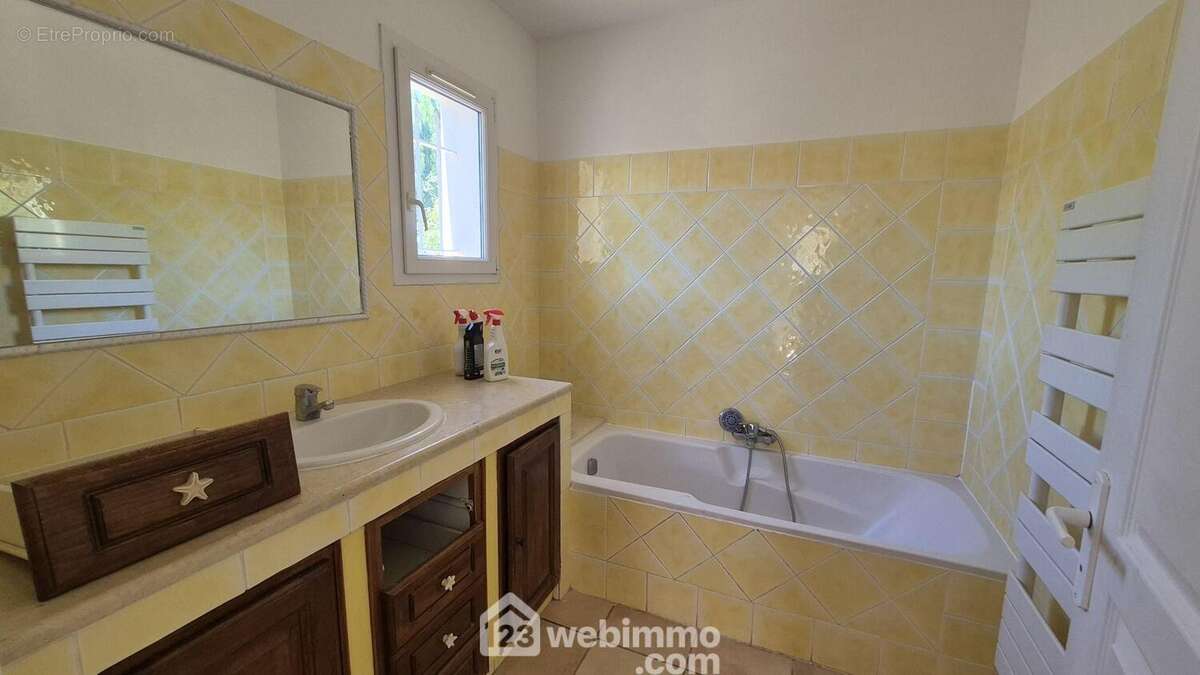 Maison 140 m² à Gonfaron  - photo 24
