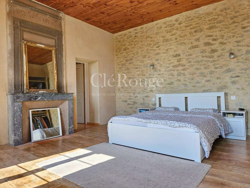 Maison à SAUVETERRE-DE-GUYENNE