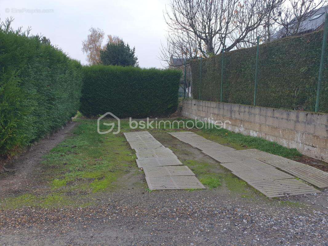 Maison à ORIGNY-SAINTE-BENOITE