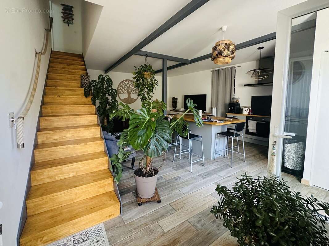 Appartement 93 m² à Beziers  - photo 4