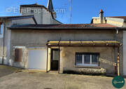 Maison à LAY-SAINT-REMY