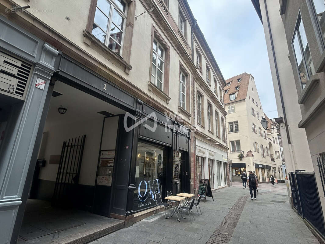 Commerce 93 m² à Strasbourg  - photo 2
