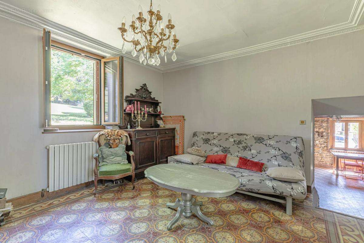 Maison à MONTGE-EN-GOELE